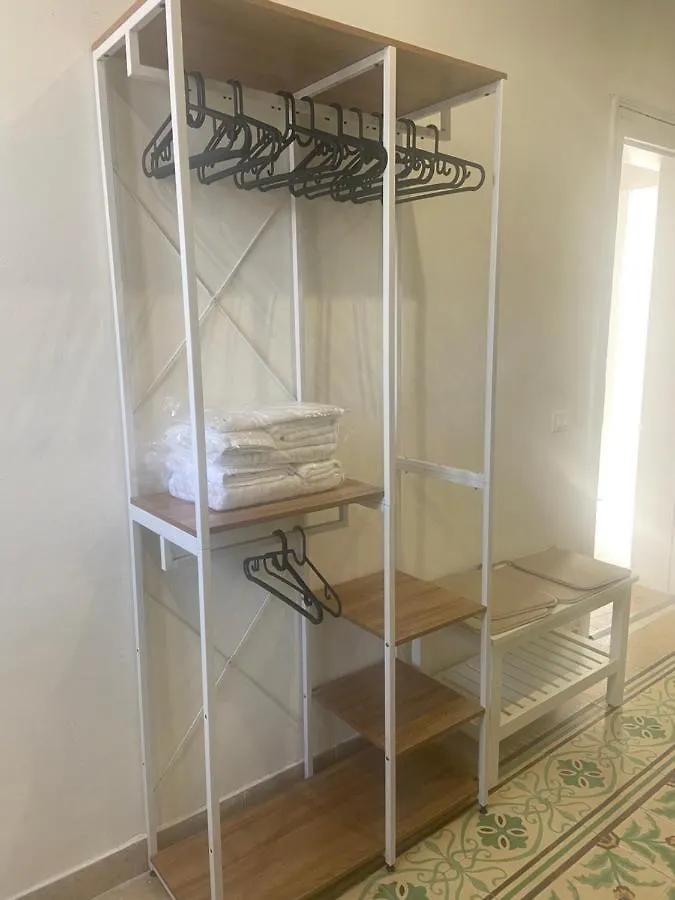 Bradamante Little Tower Apartman Trapani 0*,